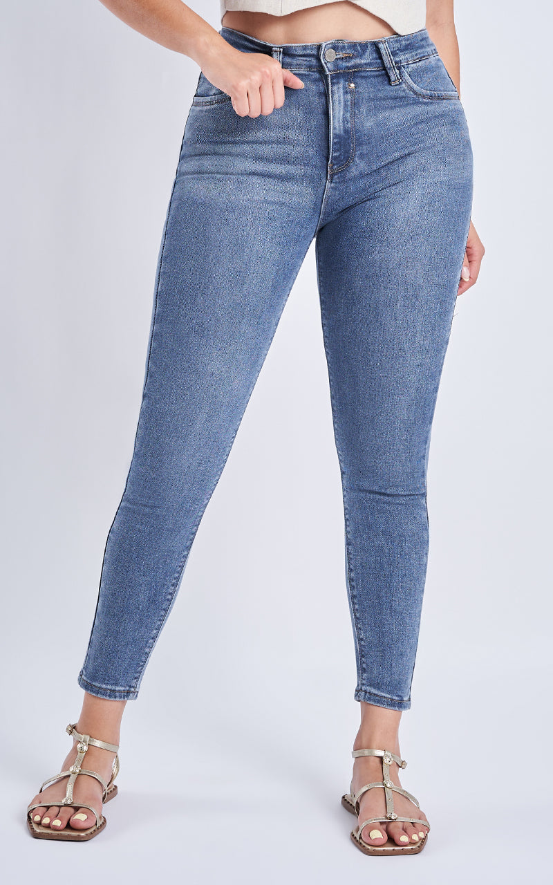 BASIC SKINNY ANKLE JEANS
