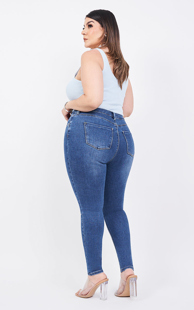 PLUS SIZE SKINNY ANKLE JEANS