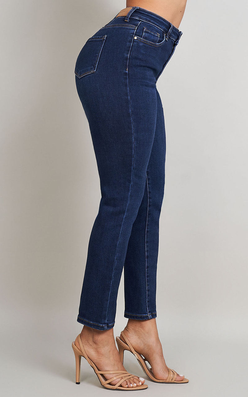 BASIC SLIM JEANS