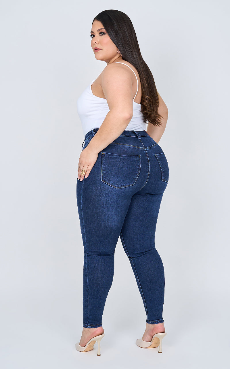 PLUS SIZE SKINNY ANKLE JEANS