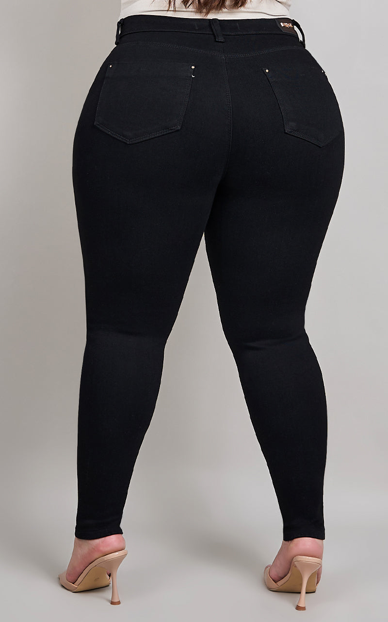PLUS SIZE SKINNY ANKLE JEANS