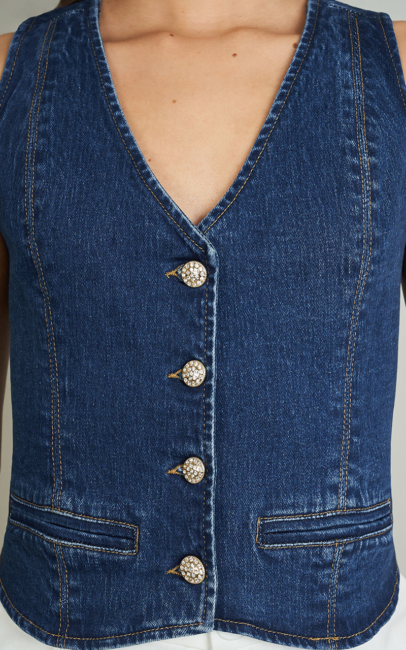 BE YOUR MAGIC VEST