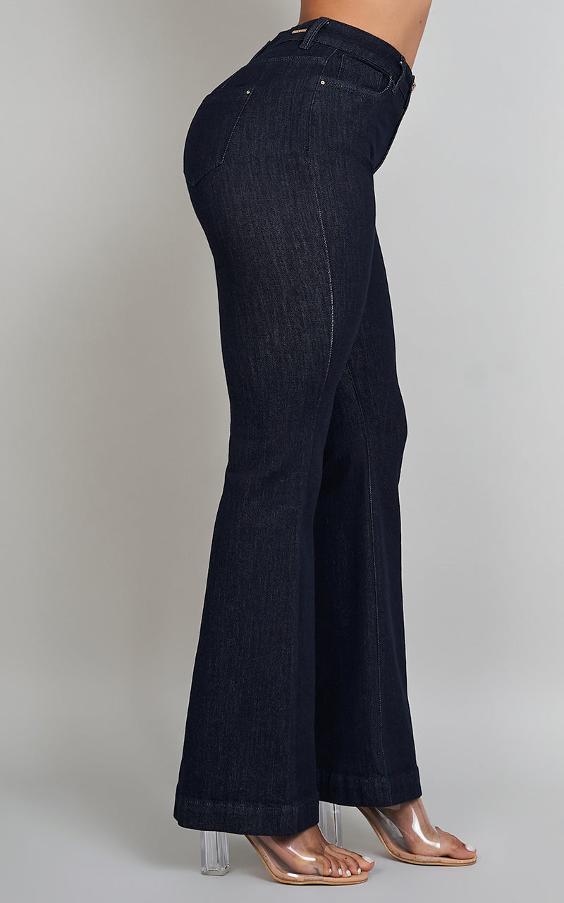 PRETTY & STRONG VEST AND FLARE JEANS