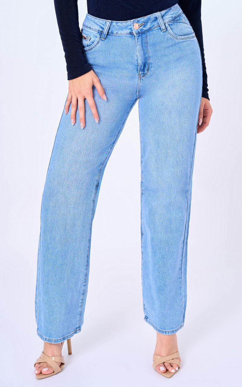 Jeans Straight Tiro Alto Denim Azul Claro