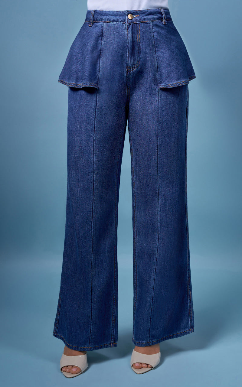 JEANS STRAIGHT CON SOBRE FALDA
