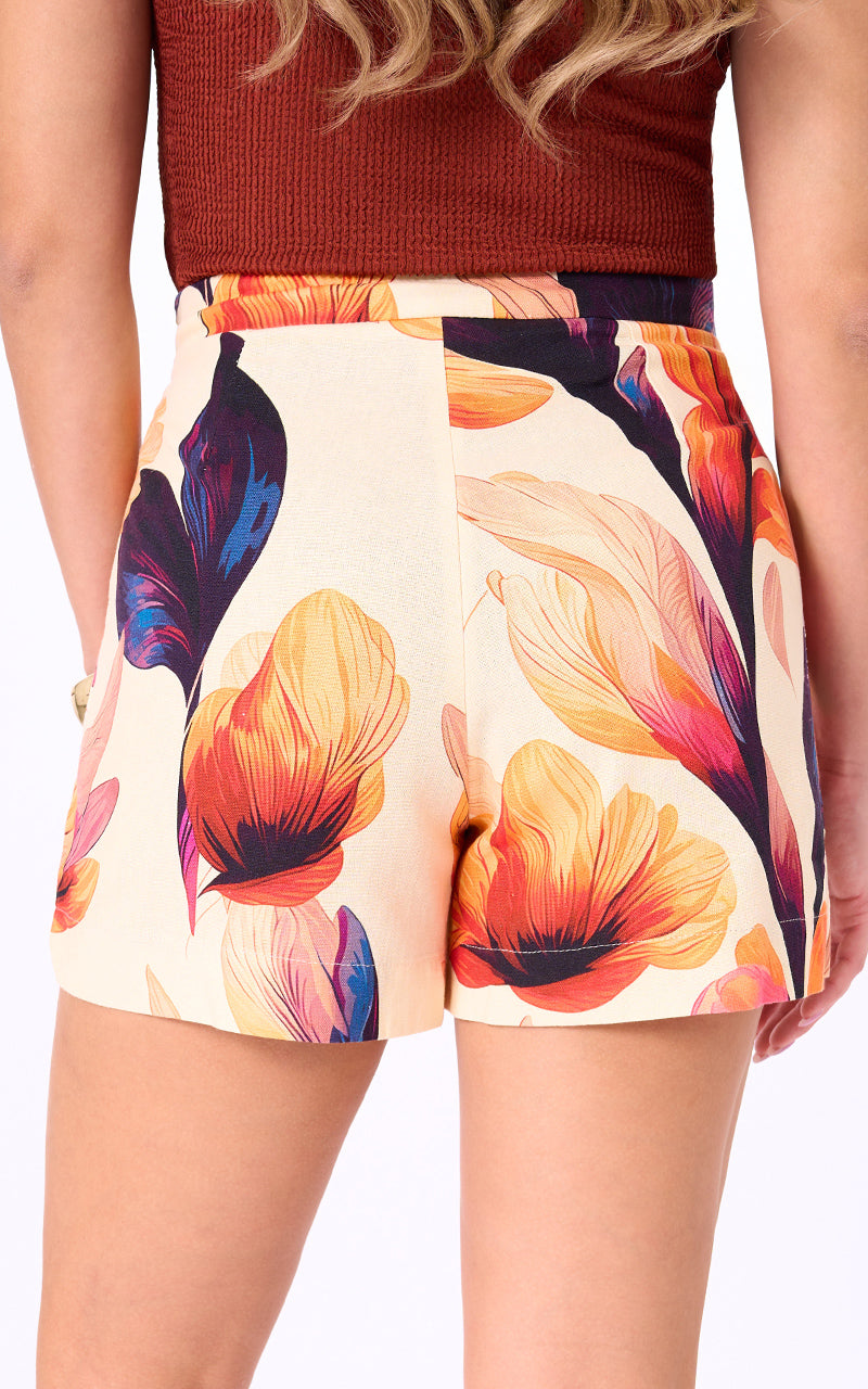 SHORT CORTO ESTAMPADO