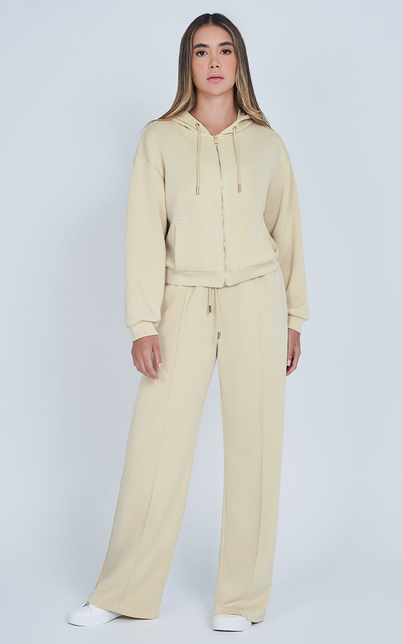 JET SET SWEATER & PANTS
