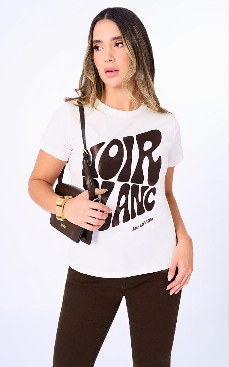 T-SHIRT BASICO CON FRASE