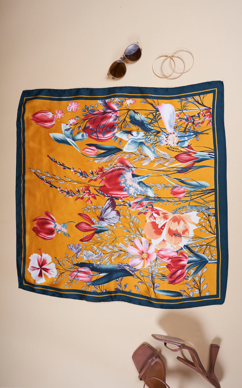 BUNCH OF FLOWERS SCARF