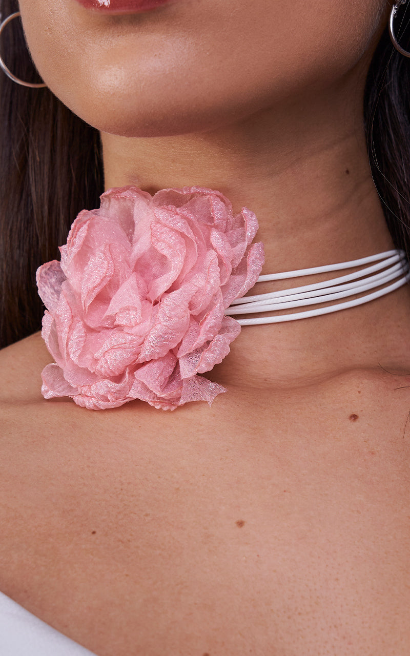 BOHEMIAN FLOWER CHOKER