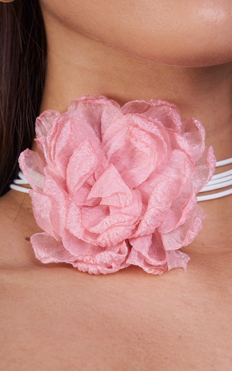 BOHEMIAN FLOWER CHOKER