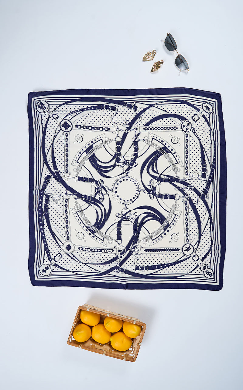 DREAMING BIG SCARF