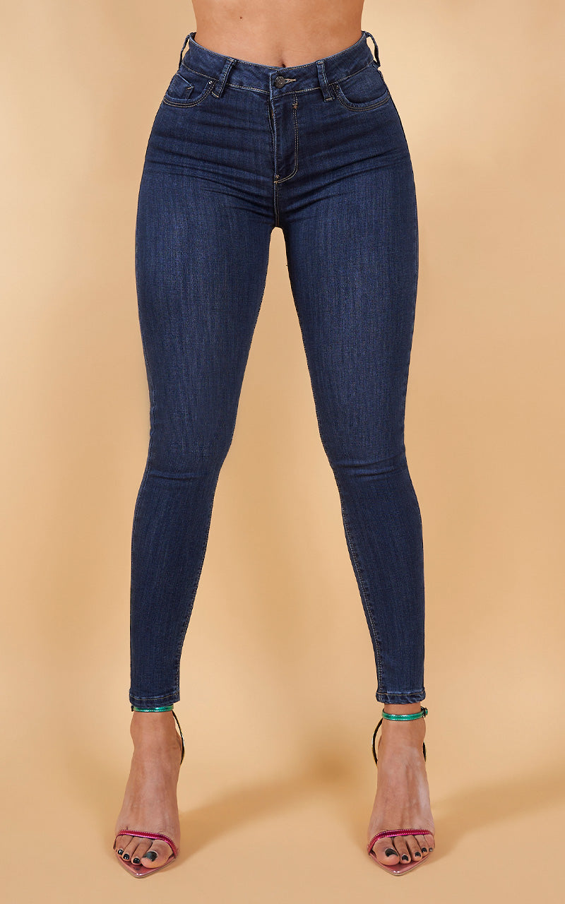 IMALIA BLOUSE & BASIC SKINNY ANKLE JEANS