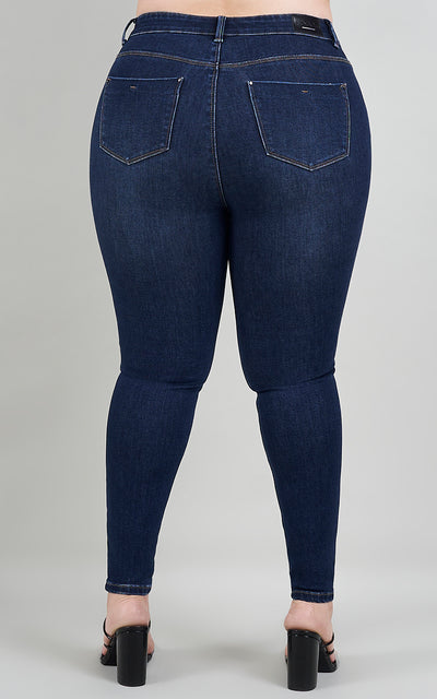 PLUS SIZE SKINNY ANKLE JEANS