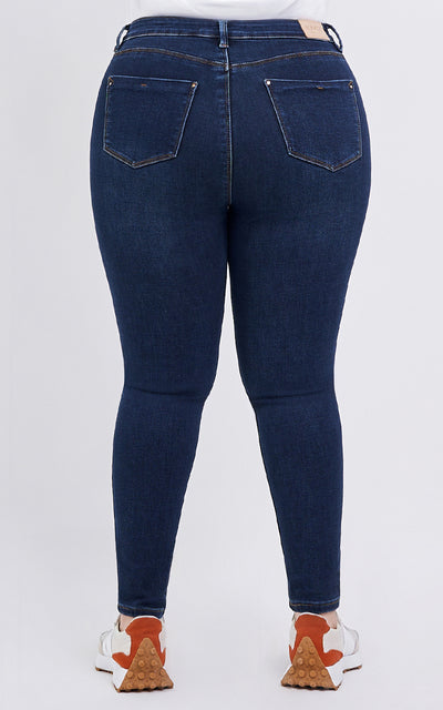 PLUS SIZE SKINNY ANKLE JEANS