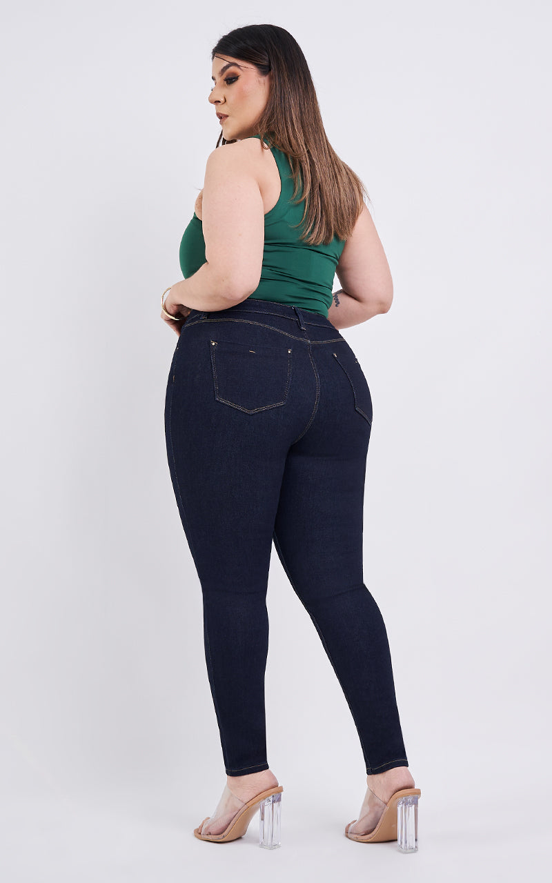 PLUS SIZE SKINNY ANKLE JEANS