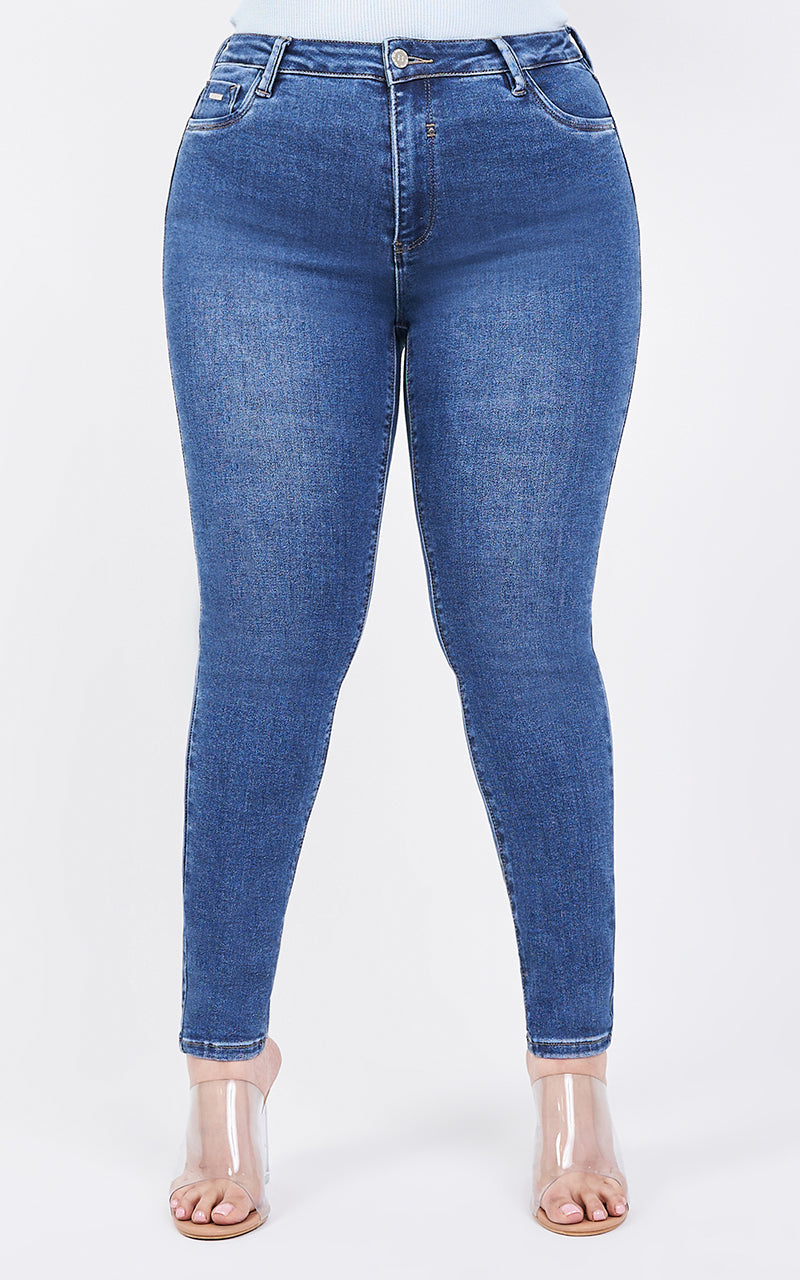 PLUS SIZE SKINNY ANKLE JEANS