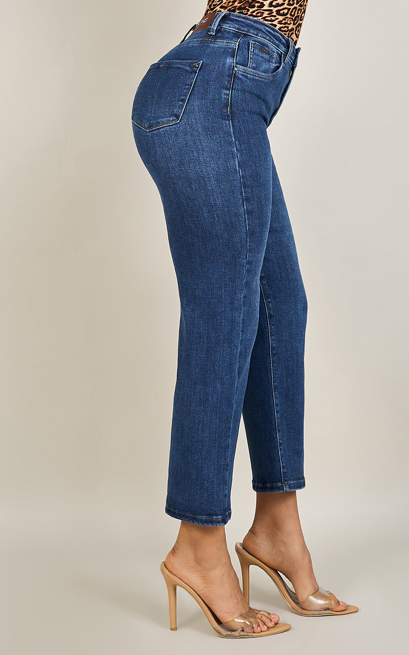 BASIC STRAIGHT CROPED JEANS