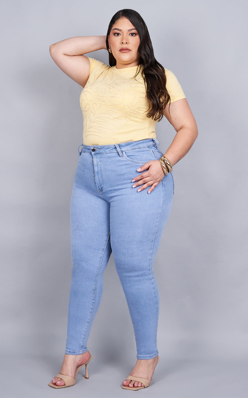 PLUS SIZE SKINNY ANKLE JEANS