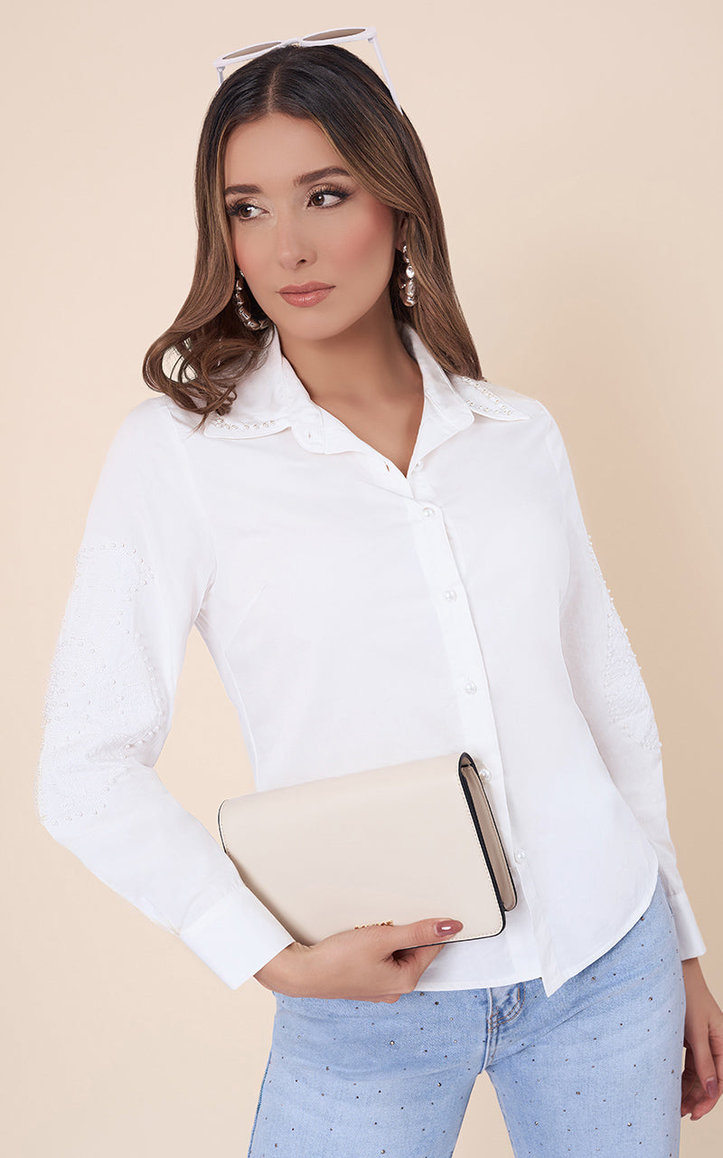 CAMISA CON BORDADOS