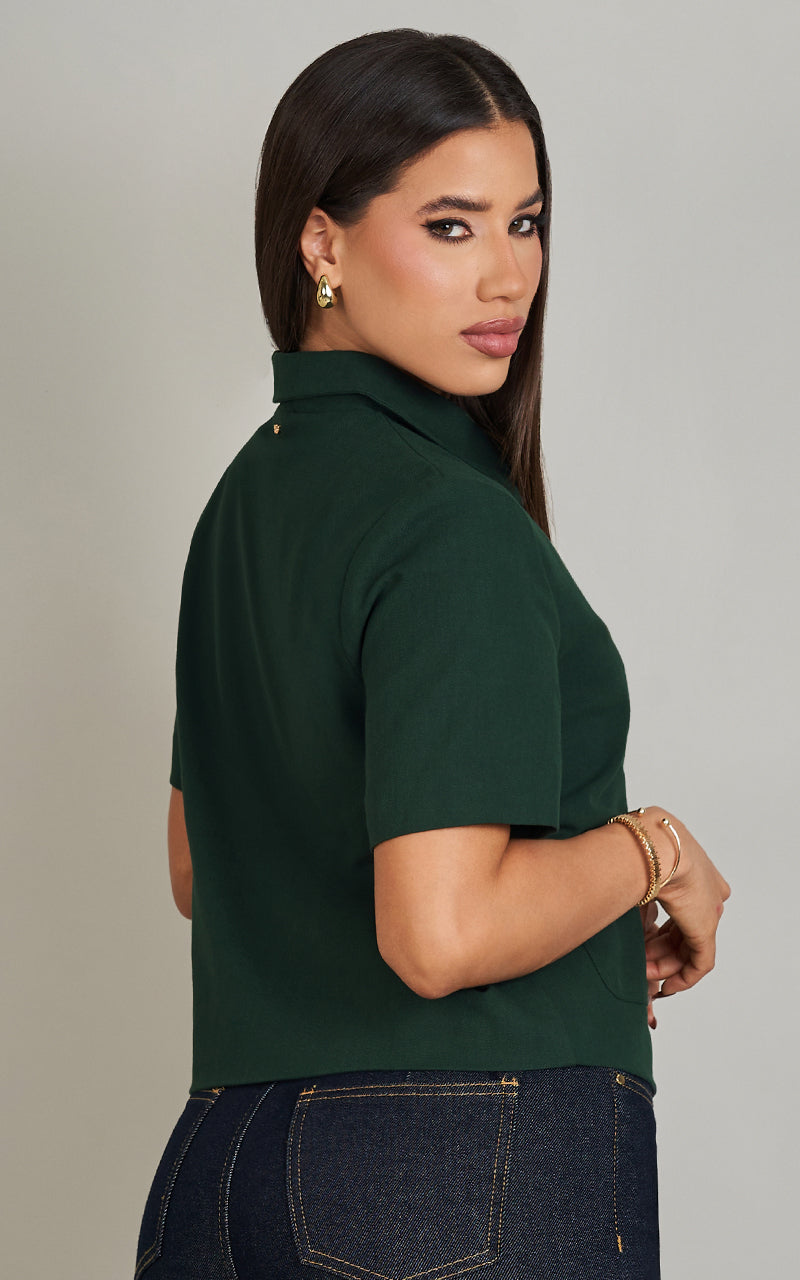 DELICATE BUT POWERFUL VEST