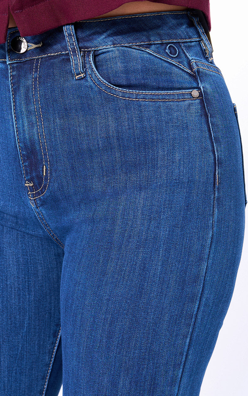 JEANS FLARE TIRO ALTO AZUL MEDIO
