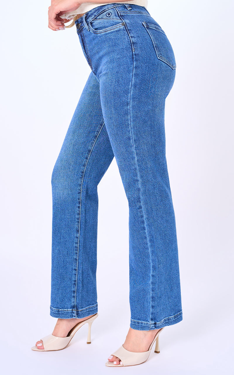 Jeans Straight Tiro Alto