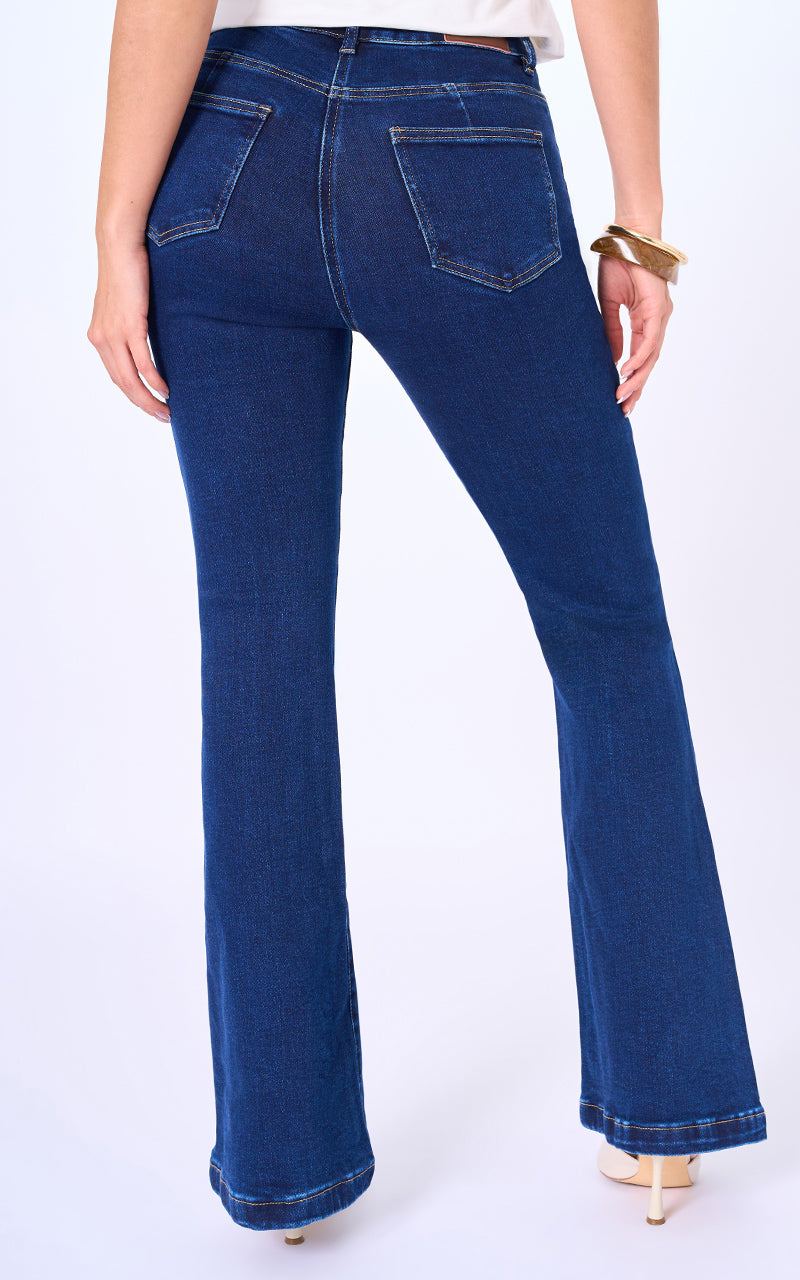 JEANS FLARE JEANS TIRO ALTO DENIM AZUL OSCURO