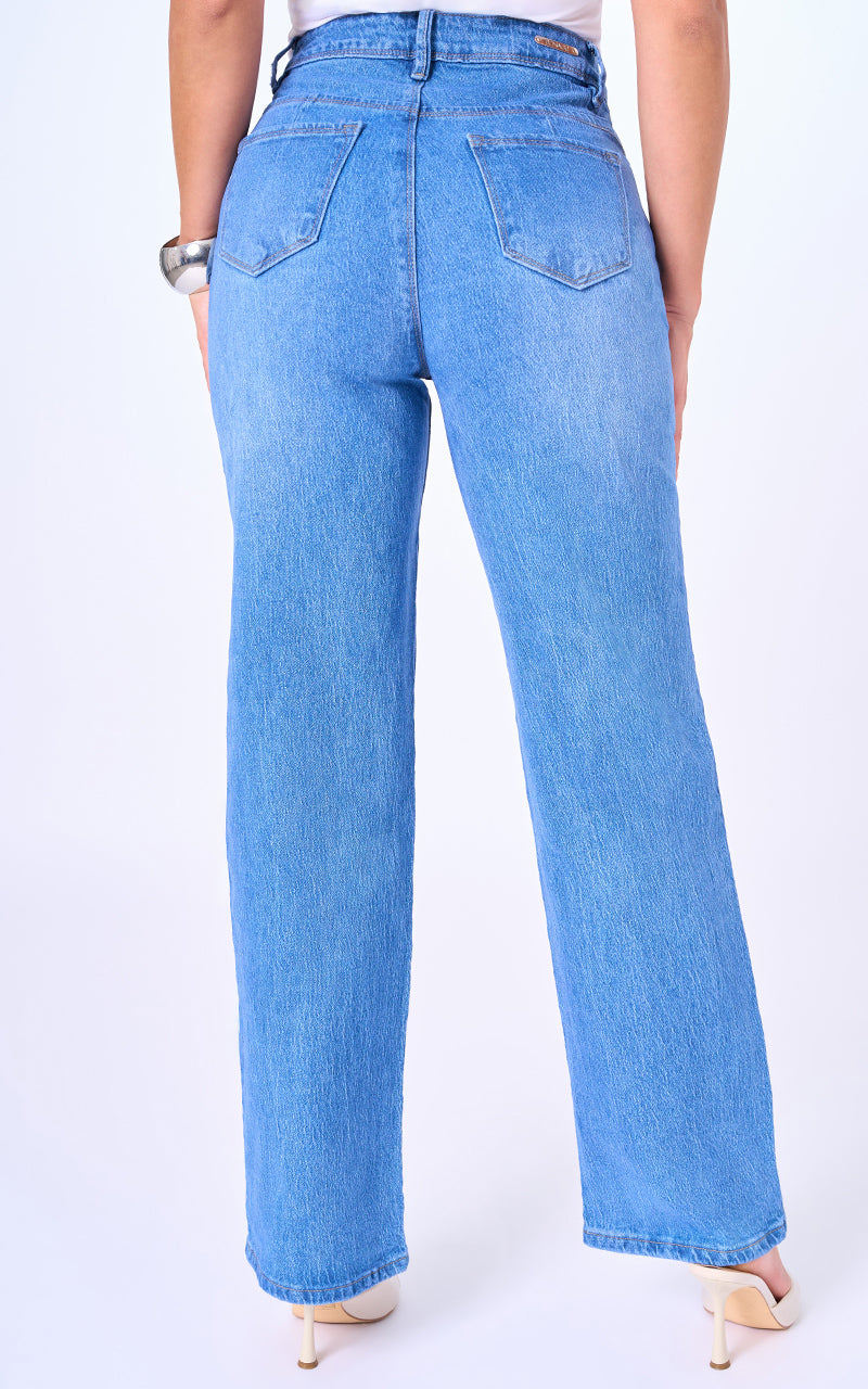 JEANS STRAIGTH TIRO ALTO AZUL CLARO