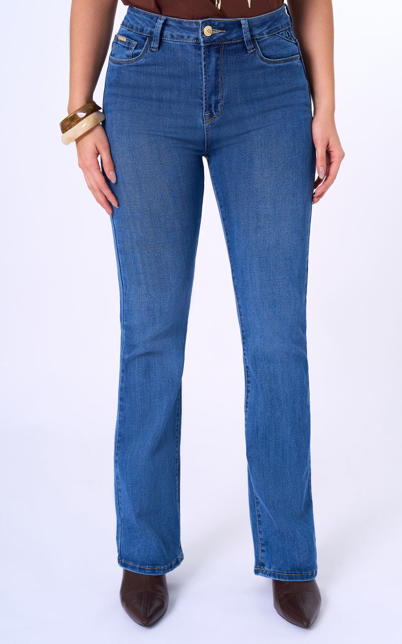 JEANS BOOT CUT TIRO ALTO