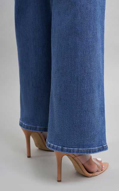 MAGIC WIDE LEG JEANS