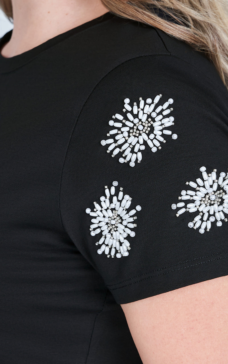 BOLD BLOSSOM T-SHIRT