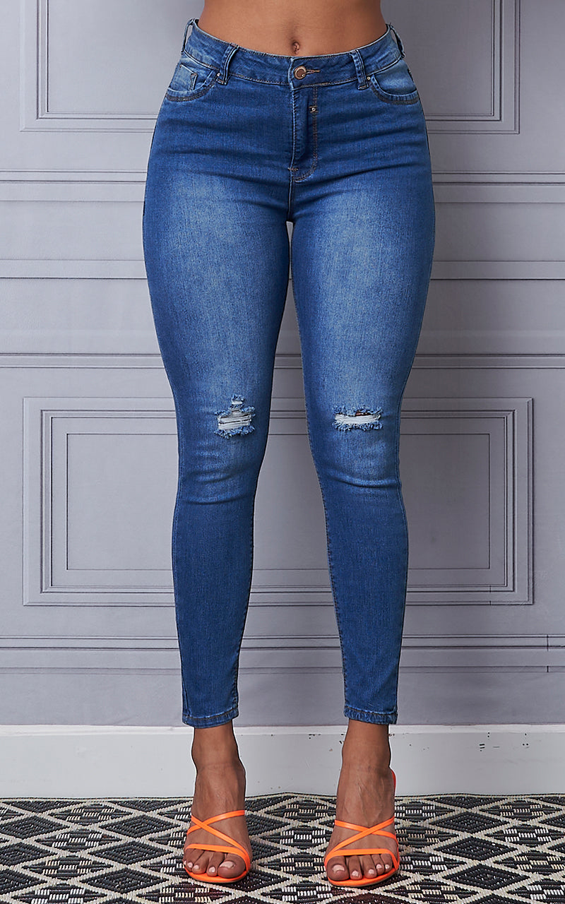 JEANS TIRO ALTO SKINNY ANKLE